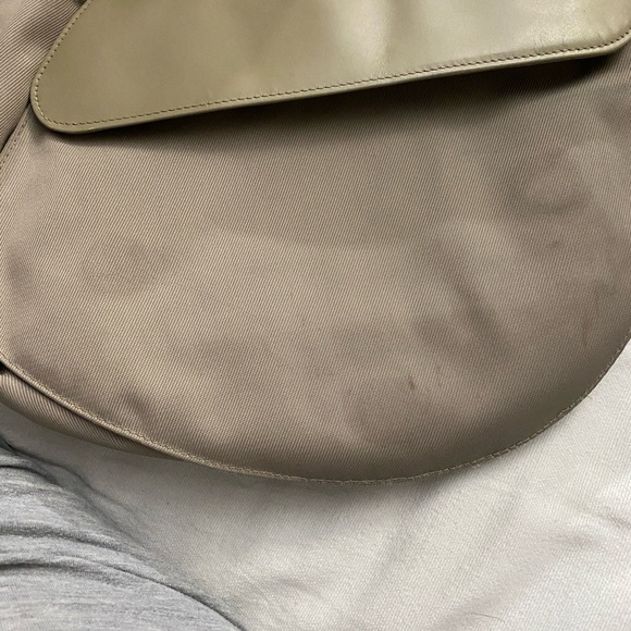 EUC Ameribag Khaki Sling Bag - Picture 5 of 8